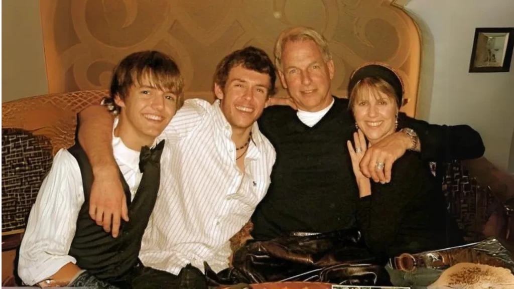 Mark-Harmon-with-his-family